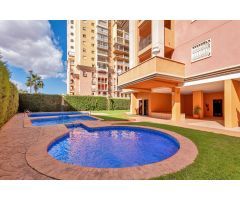 Apartamento en Venta en Torrevieja, Alicante