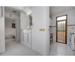 Apartamento en Venta en Torrevieja, Alicante