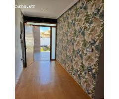 CHALET PAREADO EN URB. LOS BALCONES