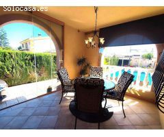 CHALET PAREADO EN URB. LOS BALCONES