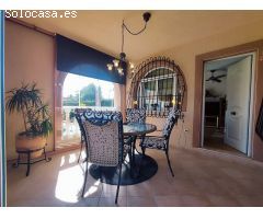CHALET PAREADO EN URB. LOS BALCONES