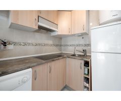 CHALET PAREADO EN URB. AQUAPARK - TORREVIEJA