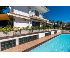 Chalet en Venta en La Platja de Calafell, Tarragona