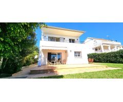 Chalet en Venta en La Platja de Calafell, Tarragona