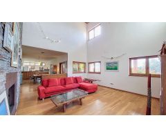 Villa de Lujo en Venta en La Platja de Calafell, Tarragona