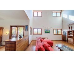 Villa de Lujo en Venta en La Platja de Calafell, Tarragona