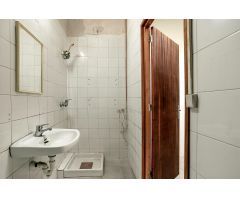 Casa espaciosa con gran potencial, El Molinar