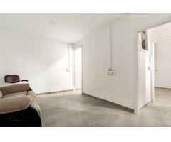 Casa espaciosa con gran potencial, El Molinar