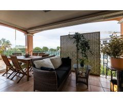 ÁTICO DE 4 HABITACIONES, TERRAZA EN PLANTA, 2 PARKINGS Y 3 TRASTEROS EN SON DAMETO.