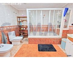 Chalet en Venta en Alzira, Valencia
