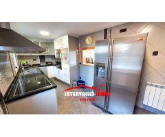 Chalet en Venta en Palau-Solitá i Plegamans, Barcelona