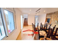 Chalet en Venta en Palau-Solitá i Plegamans, Barcelona