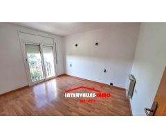 Chalet en Venta en Palau-Solitá i Plegamans, Barcelona