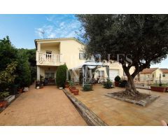 Chalet en Venta en Caldes de Montbui, Barcelona