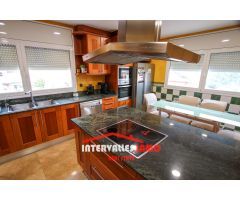 Chalet en Venta en Palau-Solitá i Plegamans, Barcelona