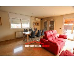 Chalet en Venta en Palau-Solitá i Plegamans, Barcelona