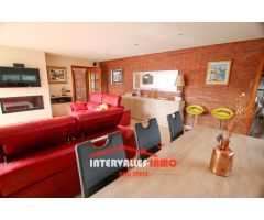 Chalet en Venta en Palau-Solitá i Plegamans, Barcelona