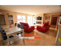 Chalet en Venta en Palau-Solitá i Plegamans, Barcelona