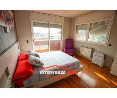 Chalet en Venta en Palau-Solitá i Plegamans, Barcelona