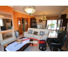 Chalet en Venta en Palau-Solitá i Plegamans, Barcelona