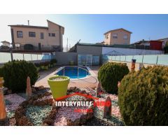 Chalet en Venta en Palau-Solitá i Plegamans, Barcelona