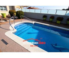 Chalet en Venta en Palau-Solitá i Plegamans, Barcelona