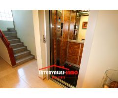 Chalet en Venta en Palau-Solitá i Plegamans, Barcelona