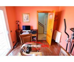 Chalet en Venta en Palau-Solitá i Plegamans, Barcelona