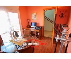 Chalet en Venta en Palau-Solitá i Plegamans, Barcelona