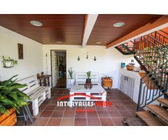 Chalet en Venta en Palau-Solitá i Plegamans, Barcelona