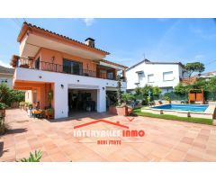 Chalet en Venta en Palau-Solitá i Plegamans, Barcelona