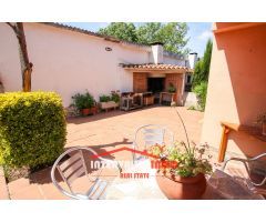 Chalet en Venta en Palau-Solitá i Plegamans, Barcelona