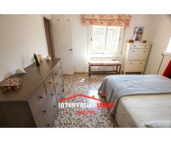 Chalet en Venta en Palau-Solitá i Plegamans, Barcelona