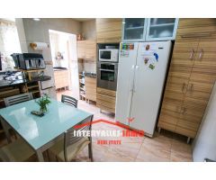 Chalet en Venta en Palau-Solitá i Plegamans, Barcelona