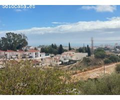 se vende suelo urbano en la carretera de Mijas Pueblo con vistas al mar