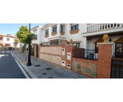 se vende casa en pleno centro de fuengirola