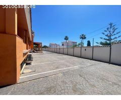 se vende hotel 2 estrellas a tan solo 200 metros aprox de la playa