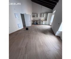 SE VENDE EDIFICIO EN MALAGA JUNTO A LA PLAZA DE LA MERCED