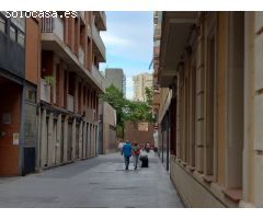 Local de 250 m2 en Les Corts, junto Illa Diagonal
