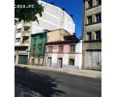 SE VENDE EDIFICIO PARA REFORMAR EN RÚA SANTIAGO