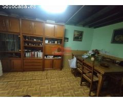 SE VENDE CASA DE PIEDRA PARA REHABILITAR CON FINCA CERRADA EN CÉLTIGOS- SARRIA