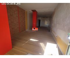 SE ALQUILA LOCAL COMERCIAL EN RONDA MERCEDES