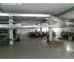 Nave con vivienda en venta