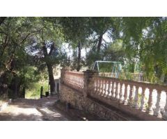 Chalet en venta a un paso de Baena