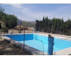 Chalet en venta a un paso de Baena