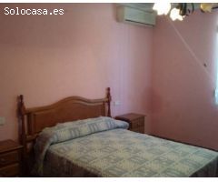 Chalet en venta a un paso de Baena