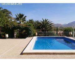 Estupendo chalet en venta