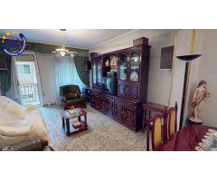 VIVIENDA DE ORIGEN CON BALCON DE 3 HAB, BAÑO Y ASEO AL LADO DE LA FAROLA Y PASEO RIBALTA EN CASTELLO