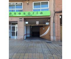PLAZA DE GARAJE PARA COCHE GRANDE EN CASTELLON ZONA ESTE