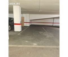 PLAZA DE GARAJE PARA COCHE GRANDE EN CASTELLON ZONA ESTE